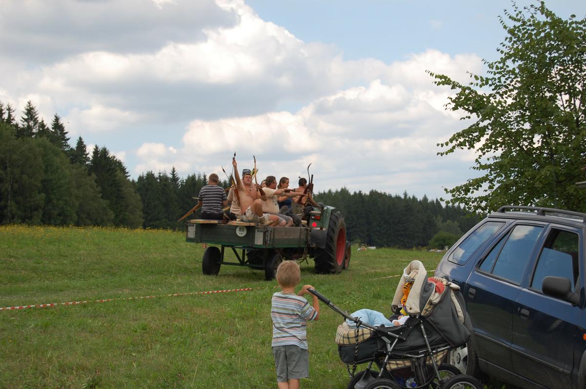 pobíjení osadníků je radost